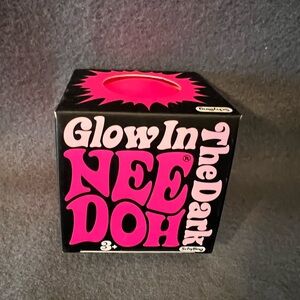 Needoh glow in the dark pink